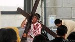 Gereja Katedral Gelar Visualisasi Jalan Salib Sambut Jumat Agung