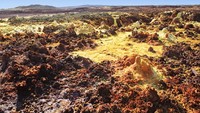 Danakil pun sejatinya adalah salah satu tempat terpanas serta paling berbahaya di Bumi. Rata-rata suhu di sana mencapai 50 derajat Celcius sepanjang tahun, dengan suhu yang paling adem di angka 34 derajat Celcius (iStock)