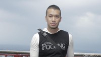 Senyuman Samuel Rizal. Foto: Samuel Rizal (Ismail/detikHOT)