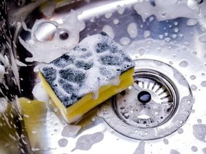 5 Cara Bersihkan Dapur dengan Jeruk Lemon dan Soda Kue