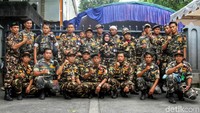 Pada pengamanan kali ini, Vinny menjadi satu-satunya wanita dalam barisan Ormas GP Ansor yang turut menjaga jalannya Misa Jumat Agung di Gereja Katedral Jakarta.