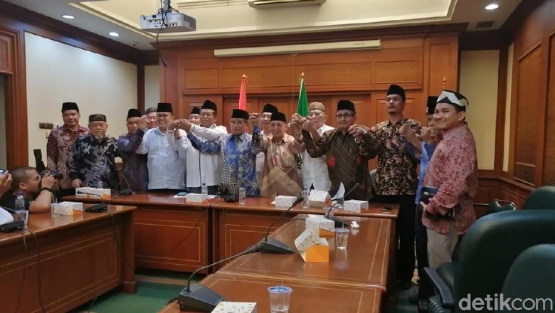 Serukan Rekonsiliasi Pasca-pemilu, LPOI: Tunjukkan Kita Bisa Berdemokrasi Serukan Rekonsiliasi Pasca-pemilu, LPOI: Tunjukkan Kita Bisa Berdemokrasi