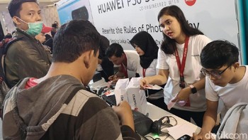 Huawei P30 dan Huawei P30 Pro sudah bisa dipesan secara pre-order pada tanggal 12-19 April. Foto: Agus Tri Haryanto/inet