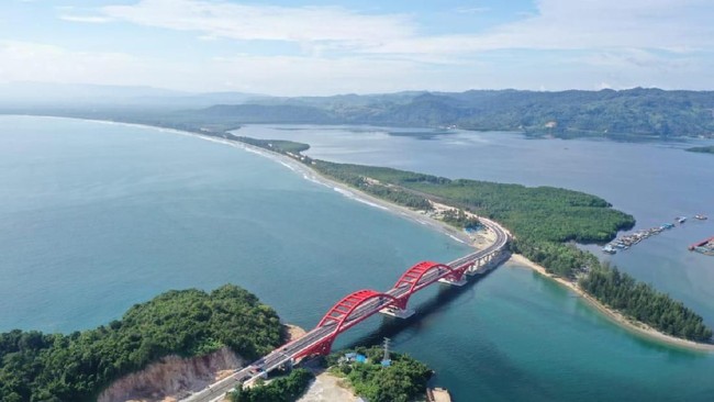 Istana Papua Bakal Dekat Jembatan Kebanggaan Jokowi