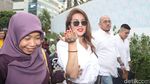 Para Artis Ibu Kota Ikutan Jokowi Naik MRT