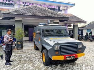 Mobil Rantis Disiagakan di Kota Kediri Kawal Rekapitulasi PPK
