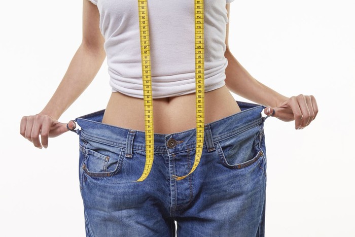 Ilustrasi cara menghitung berat badan ideal. Foto: iStock