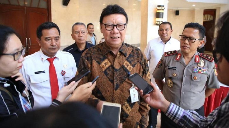 Mendagri: Petugas KPPS Meninggal karena Tugas adalah Syuhada Kusuma Bangsa Mendagri: Petugas KPPS Meninggal karena Tugas adalah Syuhada Kusuma Bangsa