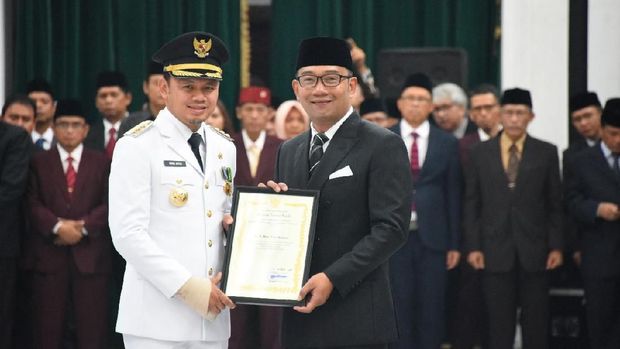 Akhirnya Ridwan Kamil Melantik Walkot Bogor dan Bupati Ciamis