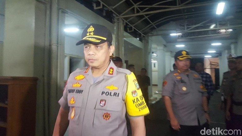 Salinan Formulir C1 Boleh Dipegang Polisi, Ini Penjelasan Kapolda Metro Salinan Formulir C1 Boleh Dipegang Polisi, Ini Penjelasan Kapolda Metro