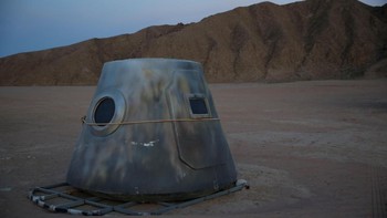 Simulator ini bernama C-Space Project Mars dan baru saja dibuka pada hari Rabu lalu. Suasananya digambarkan seperti pemukiman, namun berada di Mars. Ini pura-puranya adalah salah satu kapsul yang ada. Foto: Reuters