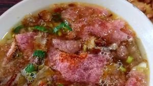 Bikin Anget dan Nagih, Sarapan Sroto yang Enak Khas Banyumas