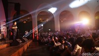 Erick Thohir mengajak seluruh pendukung Jokowi-Maruf tetap menjaga dan mengawasi hasil sementara yang telah muncul. 