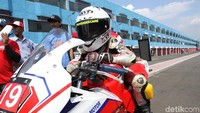 Decksa mengaku sudah tertarik dengan dunia balap sejak tahun 2018. 