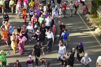 Ini Unik! Festival Sarung Pertama Kalinya Digelar di Sulsel