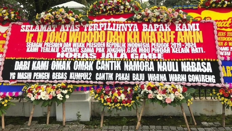 Politik Karangan Bunga Pendukung Capres Politik Karangan Bunga Pendukung Capres