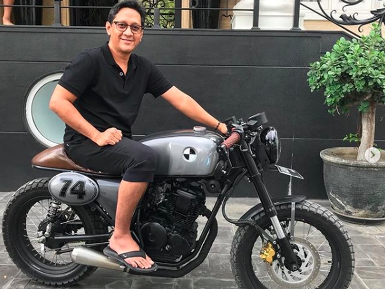 Sambangi Polda Metro, Andre Taulany Ngaku Akun Istrinya Di-hack Orang Sambangi Polda Metro, Andre Taulany Ngaku Akun Istrinya Di-hack Orang