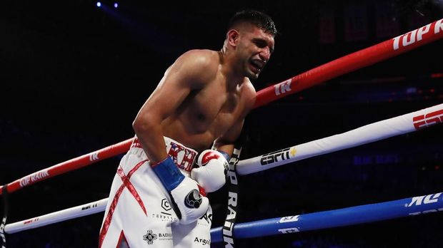 Amir Khan kalah dari Terence Crawford pada akhir pekan lalu.
