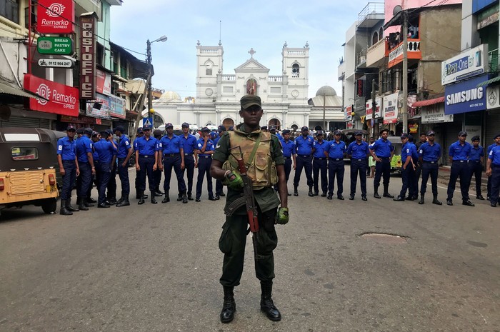 Suasana Gereja  di Sri Lanka yang Dibom saat  Perayaan 