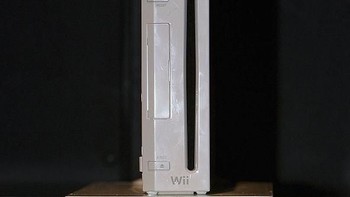 5. Nintendo Wii. Ada 101,63 juta unit Wii terjual sejak Nintendo meluncurkannya pada 19 November 2006. Kini konsol ini sudah tak diproduksi lagi. (Foto: Scott Barbour/Getty Images)