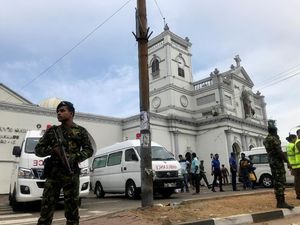 Umat Katolik Makassar Doakan Korban Bom Sri Lanka