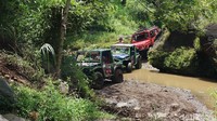Rute offroad yang ditempuh sejauh 24 kilometer, melintasi dua daerah yakni Kabupaten Lumajang dan Kabupaten Probolinggo. 
