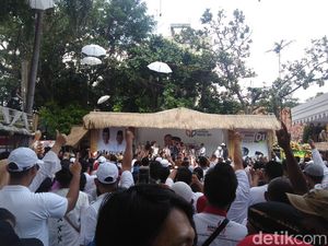 TKN Jokowi: Kita Tak Perlu People Power, People Party Saja
