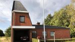Ada yang Minat Tinggal di Rumah-rumah Aneh Ini?