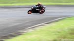 Pebalap CBR Race Day Adu Cepat di Kelas 250 cc Komunitas A