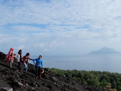 Petualangan Seru Menjelajahi Gunung Anak Krakatau