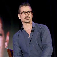 Adegan telanjang Colin Farrell di film Alexander terpaksa dipotong dan sang aktor menjelaskan bahwa ukuran penisnya lah yang mengakibatkan hal itu. Aku tahu alasan adegan itu dipotong tapi rasanya tidak tepat. Padahal itu momn yang indah, halus dan penis yang sangat besar dengan bola yang juga besar, menggelegar, ungkapnya kepada Entertainment Weekly. Foto: Getty Images