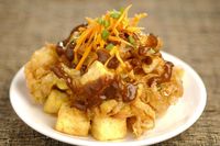 9 Restoran Ini Buktikan Popularitas Makanan Indonesia di Singapura