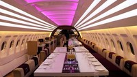 Bahkan, traveler pun benar-benar diberikan boarding pass. Seperti naik pesawat asli! (Runway 1)
