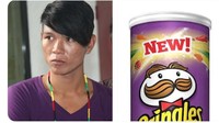 Babang Andika Mahesa as Pringles. Bikin ketawa karena baju berwarna ungunya benar-benar mirip dengan Pringles rasa sweet chilli.  Foto: Twitter @MISSARAP