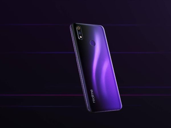 Wujud Realme 3 Pro, Ponsel Snapdragon 710 Seharga Rp 2 Jutaan