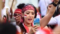 Pada orasinya gerakan ini mengajak semua untuk menerima hasil dari KPU.