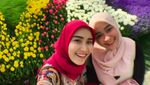 Foto: Cantiknya Ayu Tingting di Taman Bunga Tulip Turki