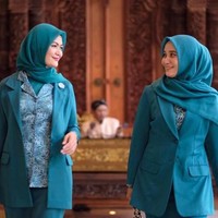 Yane Ardian memiliki paras yang cantik dan gaya hijab yang stylish. Ia kerap menuai pujian dari warganet di akun Instagram pribadinya. Foto: Instagram/Yane_Ardian