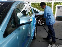 Taksi Listrik Pertama Mengaspal di Indonesia, Mau Coba?