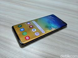 Unboxing Samsung Galaxy S10+ Termahal