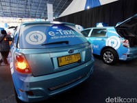 Taksi Listrik Pertama Indonesia