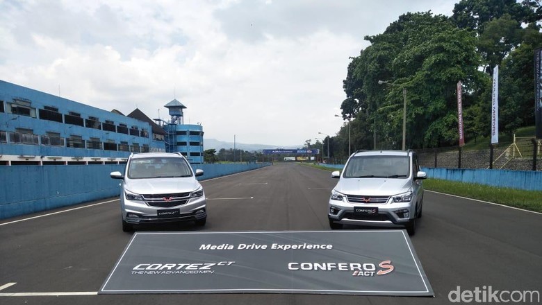 Wuling Confero Foto: Ruly Kurniawan/detikcom Wuling Confero Foto: Ruly Kurniawan/detikcom