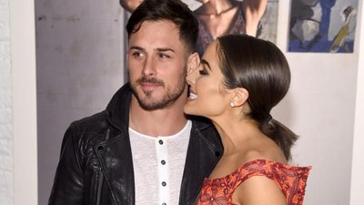Foto Mesra Miss Universe Olivia Culpo dan Mantan Pacarnya yang Nyinyir