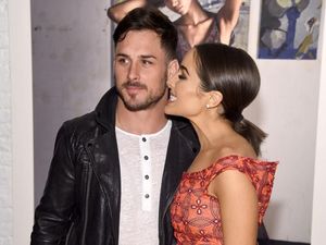 Foto Mesra Miss Universe Olivia Culpo dan Mantan Pacarnya yang Nyinyir