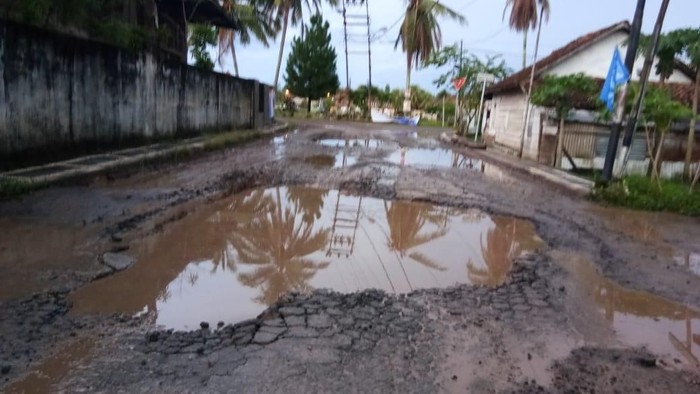 Pemkab di Sumsel Minta Kontraktor Tol Trans Sumatera Perbaiki Jalan