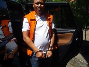 KPK Eksekusi 1 Terpidana Suap DPRD Sumut ke Lapas Sukamiskin