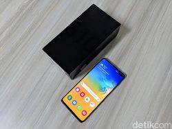 Unboxing Samsung Galaxy S10+ Termahal