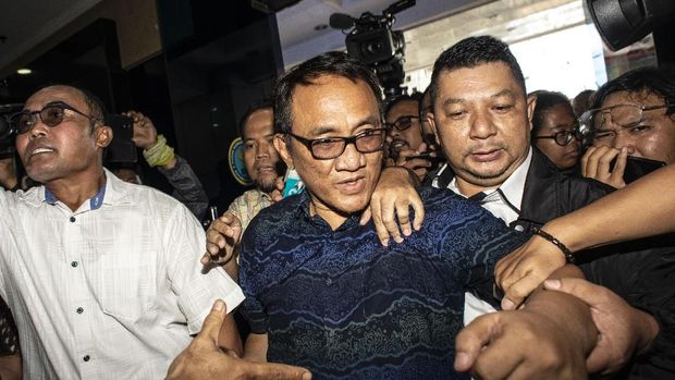 Surya Paloh Dituding Pragmatis, NasDem: Andi Arief Halusinasi!