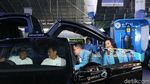 Keren! Ini Taksi Listrik Bluebird