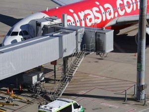 Tonton Blak-blakan Dirut AirAsia: 4 Rahasia Tiket Murah
